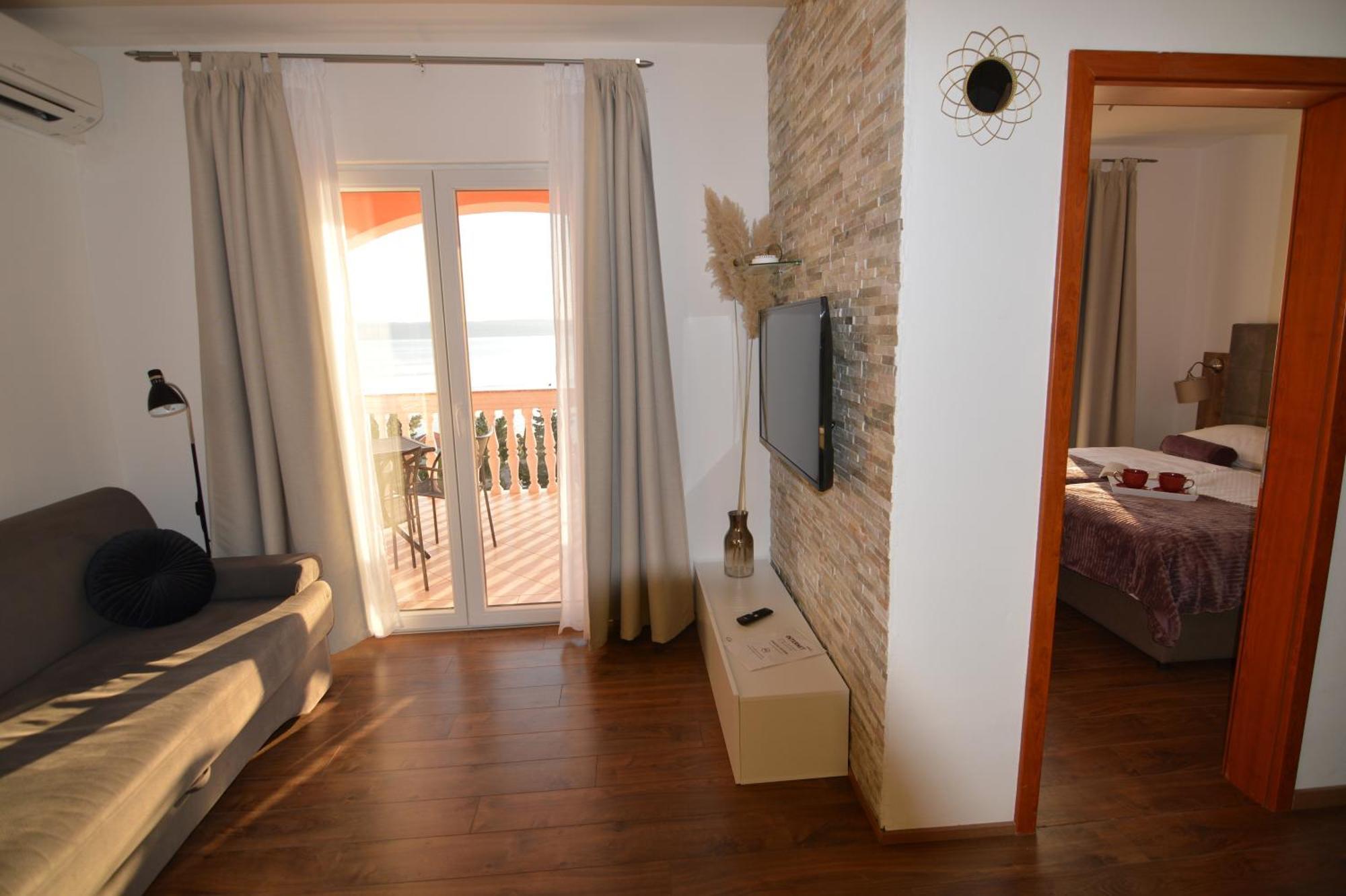 Apartments By The Sea Starigrad, Paklenica - 16421 Zimmer foto